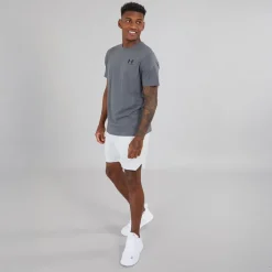 Herre UA Sportstyle T-shirt med kort ærme og venstre brystlomme Castlerock/Sort